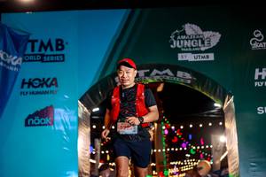 BIB: 5222
                            <button type="button" onclick="openModal(24875353)" class="btn btn-primary btn-sm float-right btn-popup" data-toggle="modal" data-target=".modal-high-quality">
                        <i class="fas fa-shopping-cart"></i> Add to Cart
                    </button>
                                            <button type="button" onclick="isThisMe(24875353, true)" class="btn btn-success btn-sm float-right btn-popup btn-isme hidden" data-toggle="tooltip" data-placement="bottom" title="นี่คือรูปของคุณใช่ไหม คลิกที่นี่เพื่อเอาเข้าอัลบั้ม">
                        <i class="fas fa-plus"></i> Add to album
                    </button>
                    <button type="button" onclick="isThisMe(24875353, false)" class="btn btn-warning btn-sm float-right btn-popup btn-isnotme hidden">
                        <i class="fas fa-ban"></i> Remove from album
                    </button>